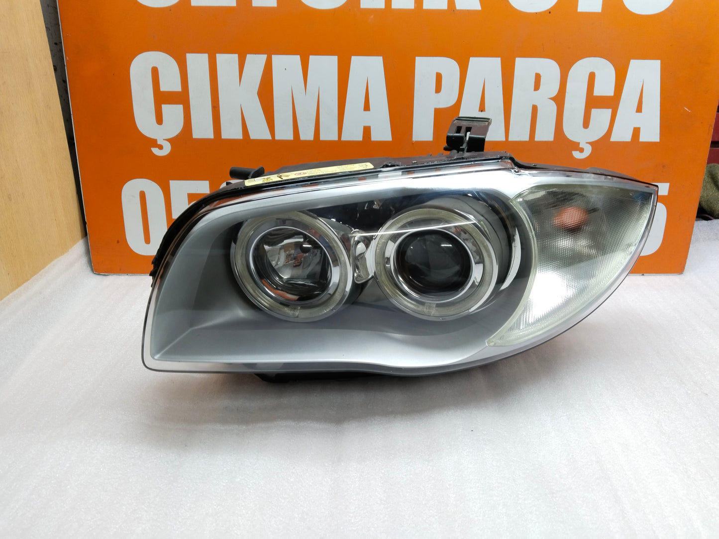 BMW E87 SAĞ FAR BMW 1 16