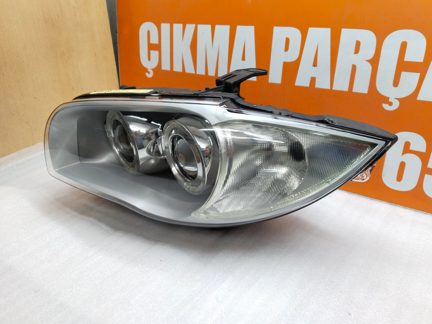 BMW E87 SAĞ FAR BMW 1 16